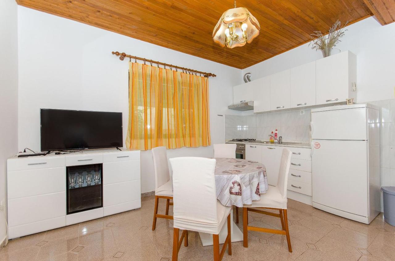 Apartments Marinko Makarska Esterno foto