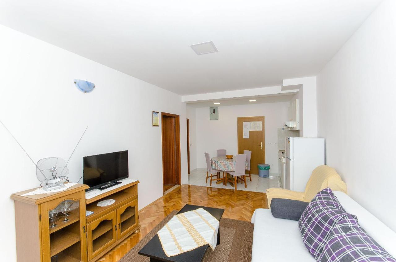 Apartments Marinko Makarska Esterno foto