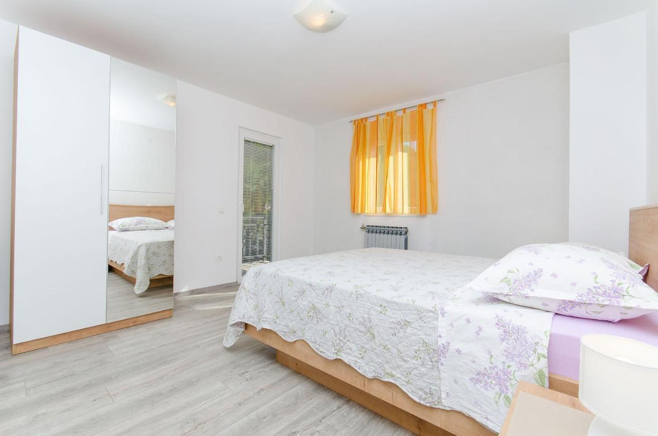 Apartments Marinko Makarska Esterno foto